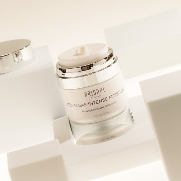 Moisturizer: New, Weight: 1.7 FL OZ/50 ML. Width 6.5 cm. Height 7.3 cm. - Picture 4 of 5